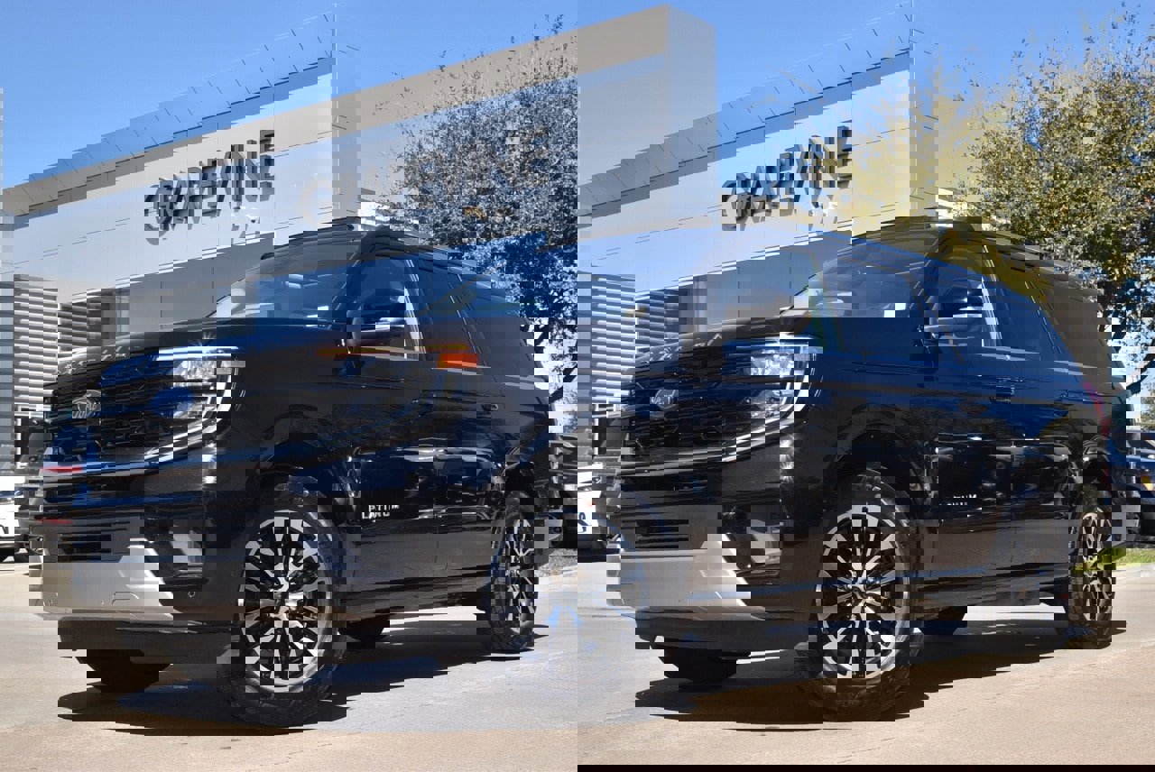 Certified 2025 Ford Expedition Max Platinum image 2