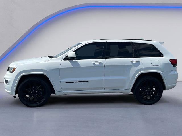 Used 2019 Jeep Grand Cherokee Altitude RWD image 9