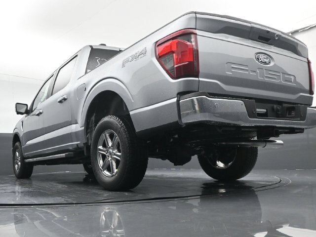 Certified 2025 Ford F150 XLT w/ Equipment Group 302A MID AWD/4WD image 29