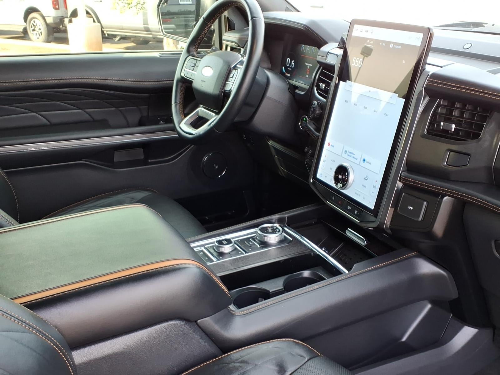 Certified 2024 Ford Expedition Max Platinum AWD/4WD image 10