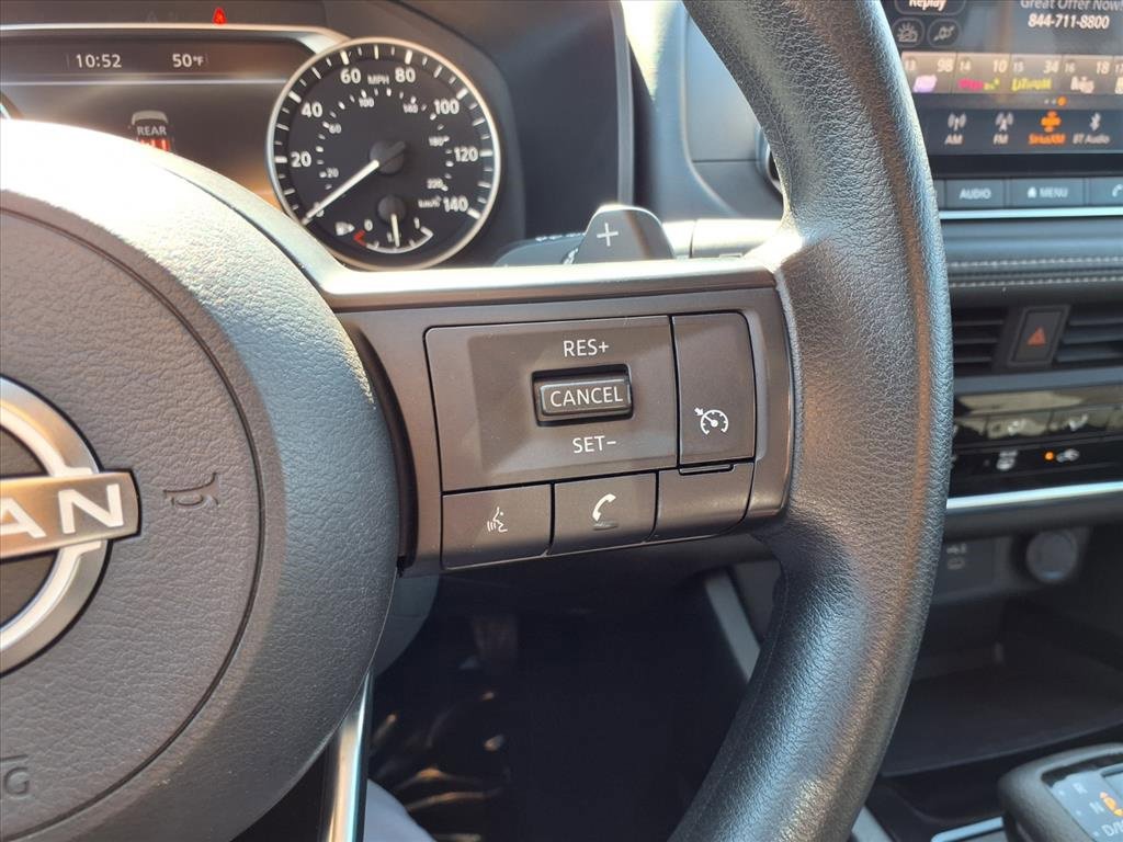 Used 2024 Nissan Rogue S image 14