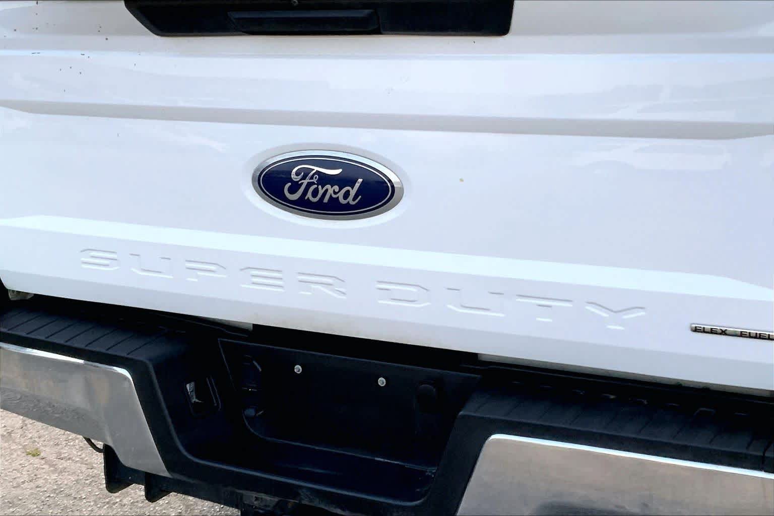 Certified 2019 Ford F250 XL w/ XL Value Package AWD/4WD image 25