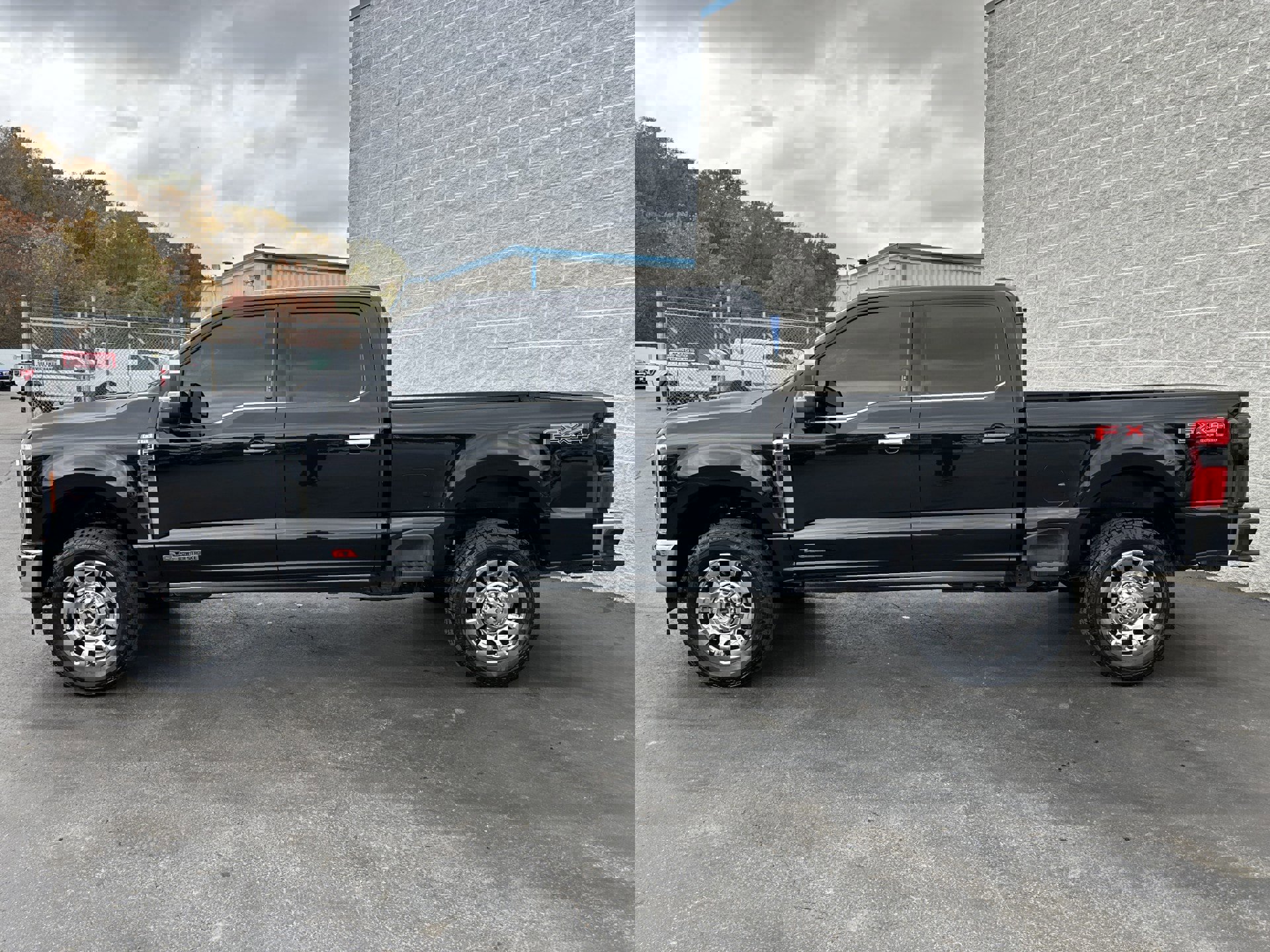 Certified 2024 Ford F250 King Ranch w/ Chrome Package image 4