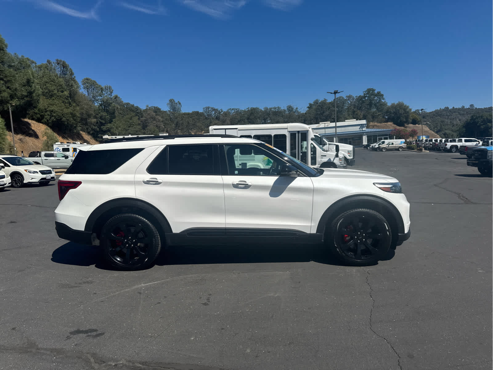 Certified 2022 Ford Explorer ST w/ Equipment Group 401A AWD/4WD image 4