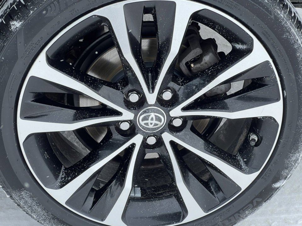 Used 2017 Toyota Corolla SE image 12