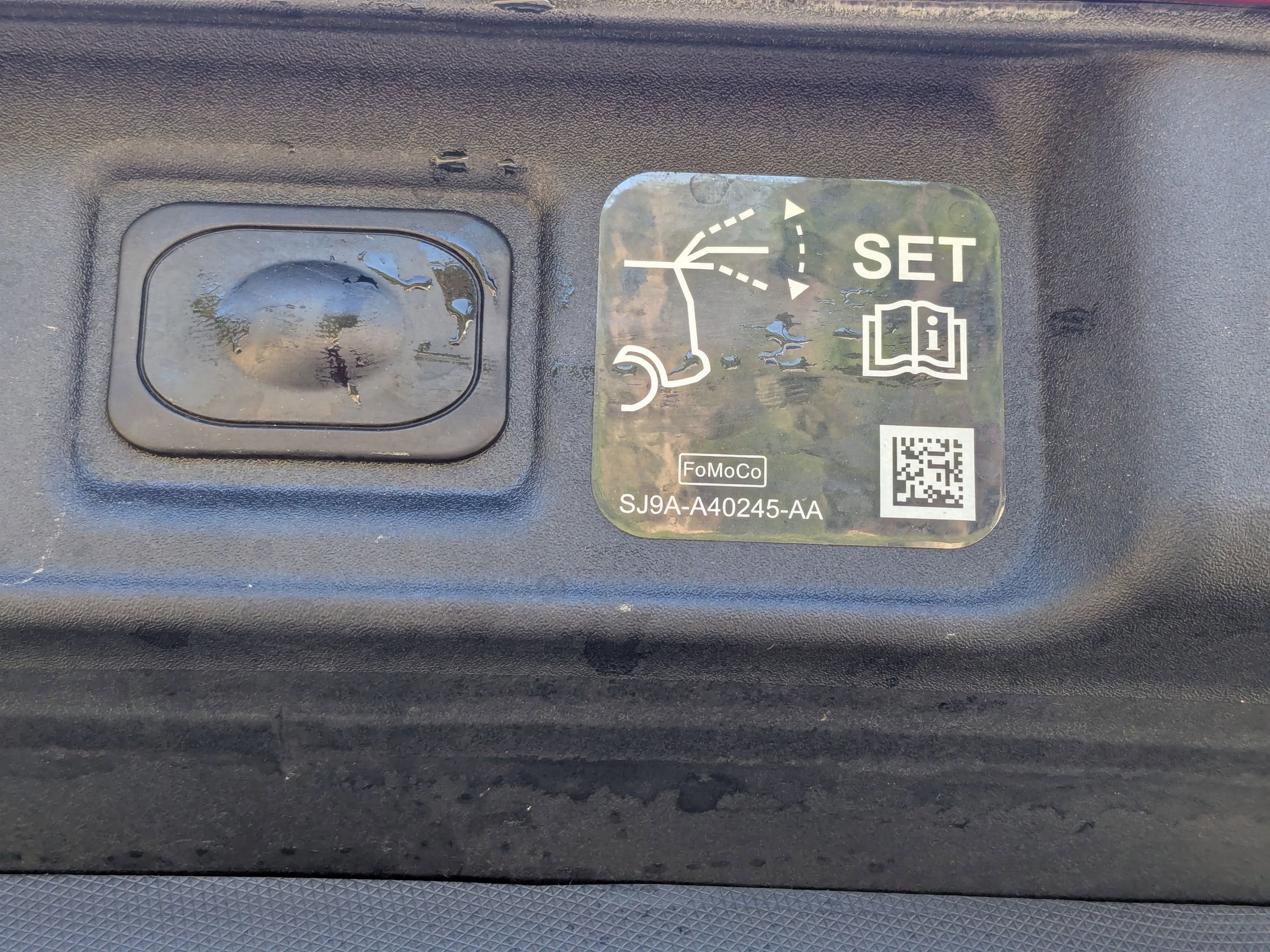 Certified 2025 Ford Mustang Mach-E GT image 35