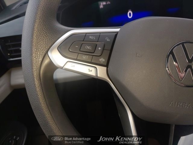 Used 2022 Volkswagen Taos S image 18