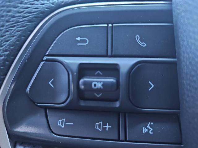 Used 2026 Toyota Tundra Limited AWD/4WD image 16