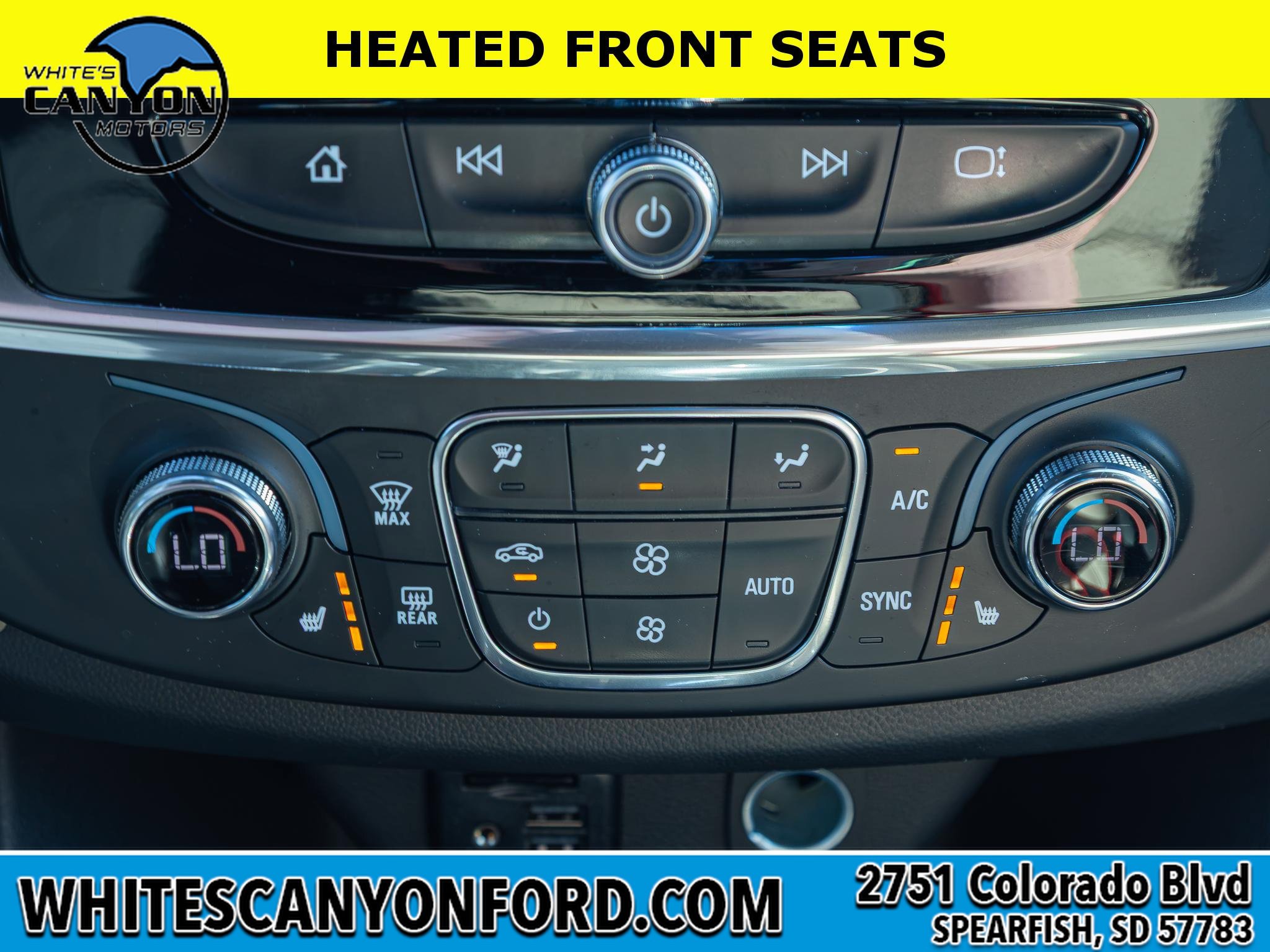 Used 2023 Chevrolet Traverse LT w/ LT Premium Package AWD/4WD image 18
