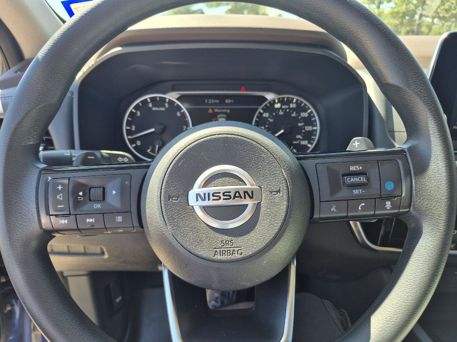 Used 2021 Nissan Rogue SV FWD image 8