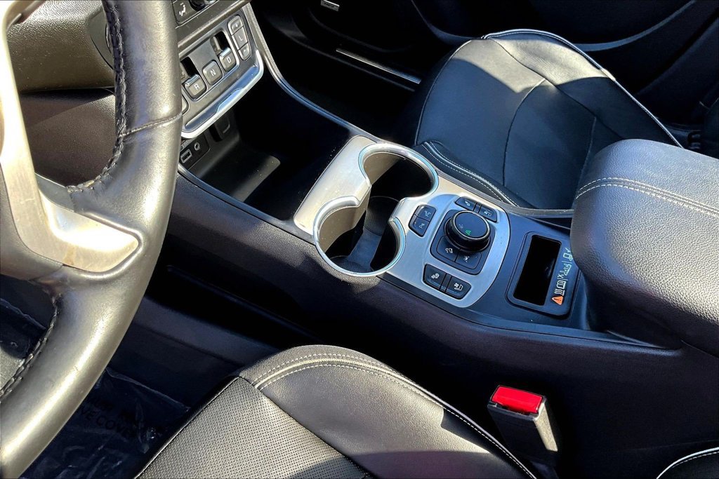 Used 2020 GMC Terrain Denali w/ Denali Premium Package FWD image 20
