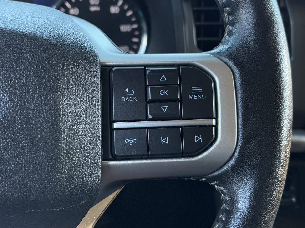 Certified 2024 Ford Expedition Max XLT image 17