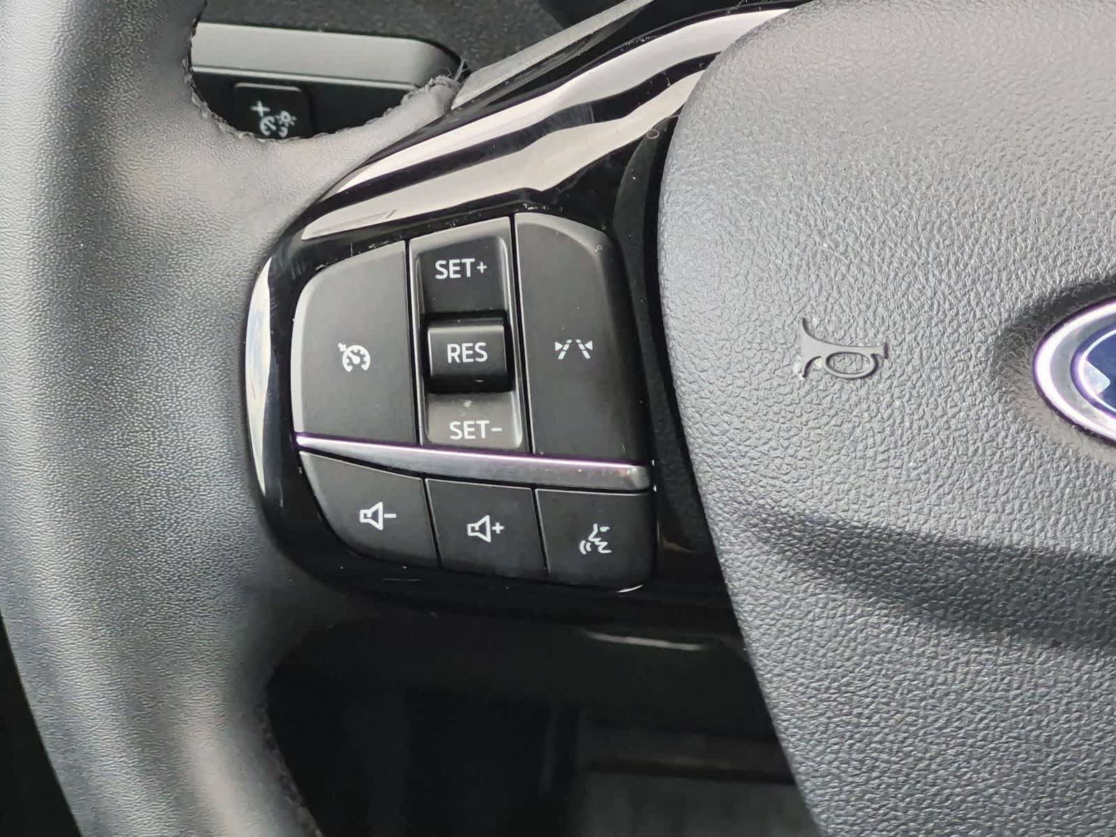 Certified 2023 Ford Escape Active AWD/4WD image 23