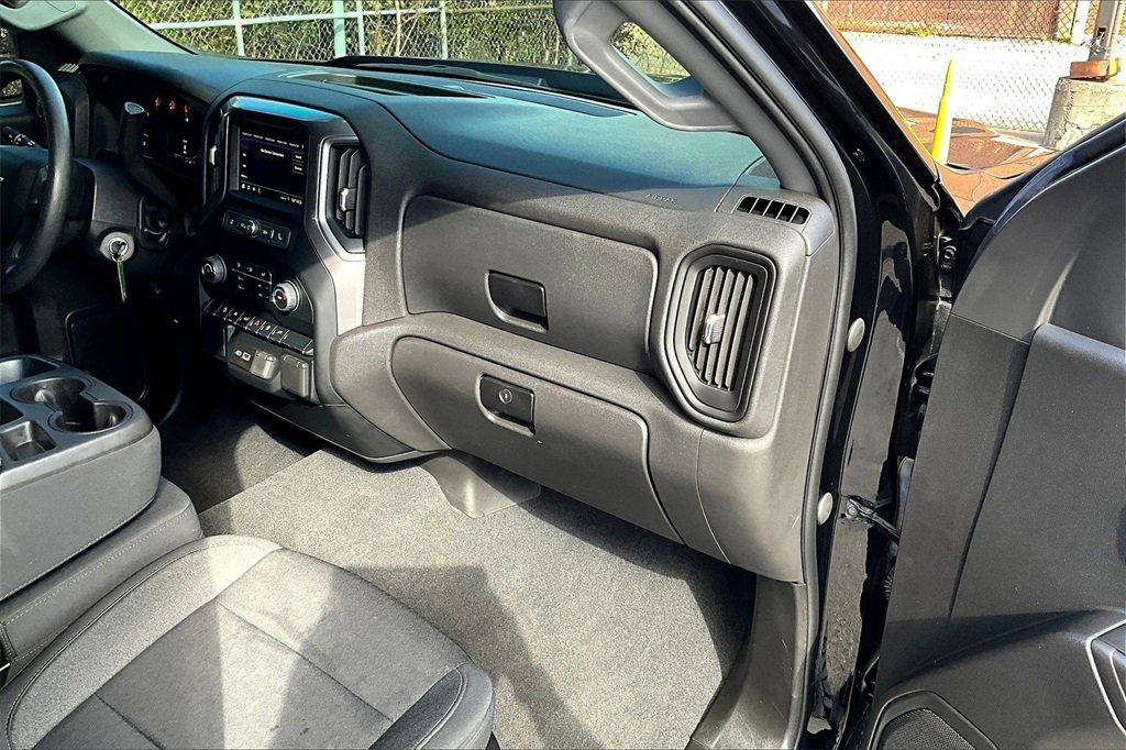 Used 2022 Chevrolet Silverado 1500 Custom Trail Boss w/ LPO, Dark Essentials Package image 15