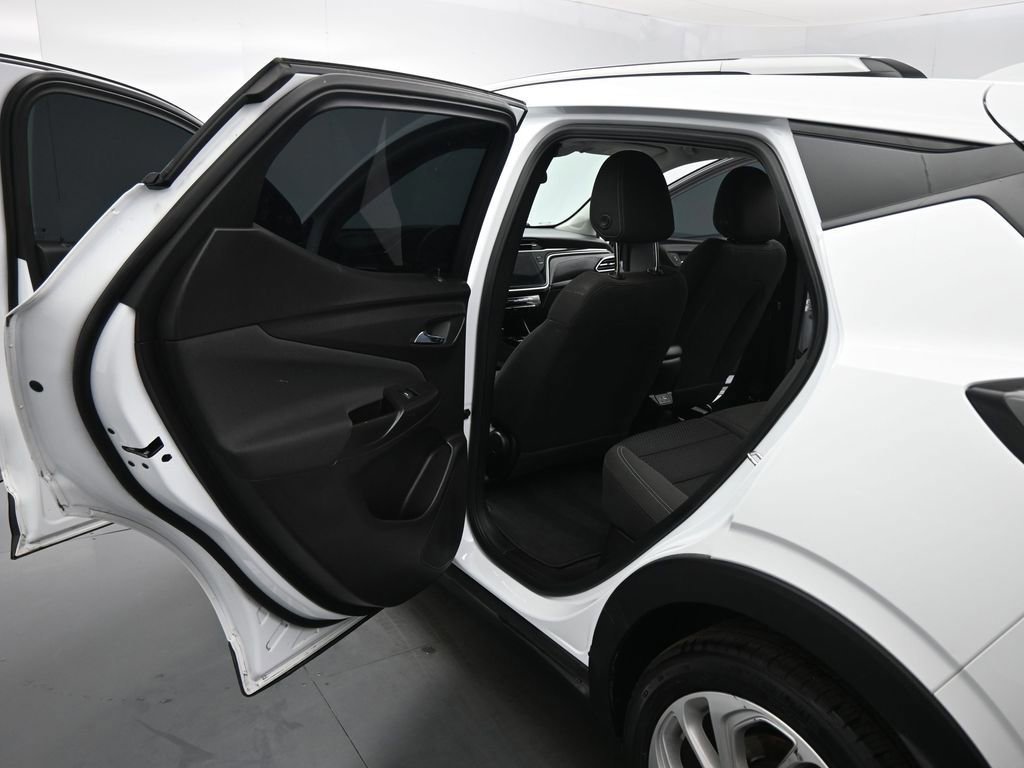 Used 2023 Chevrolet Bolt EUV LT w/ Driver Confidence Package image 41