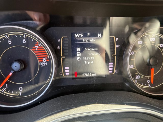 Used 2020 Jeep Cherokee Latitude Lux w/ Comfort/Convenience Group AWD/4WD image 11
