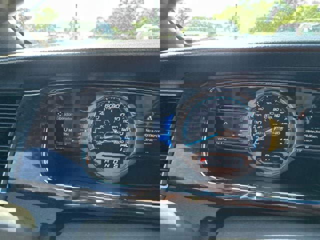 Certified 2017 Ford Taurus Limited FWD image 17