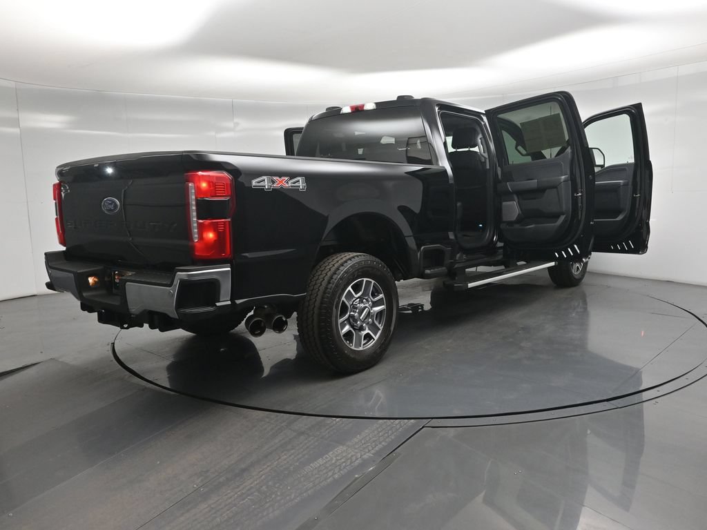 Certified 2025 Ford F250 Lariat AWD/4WD image 5