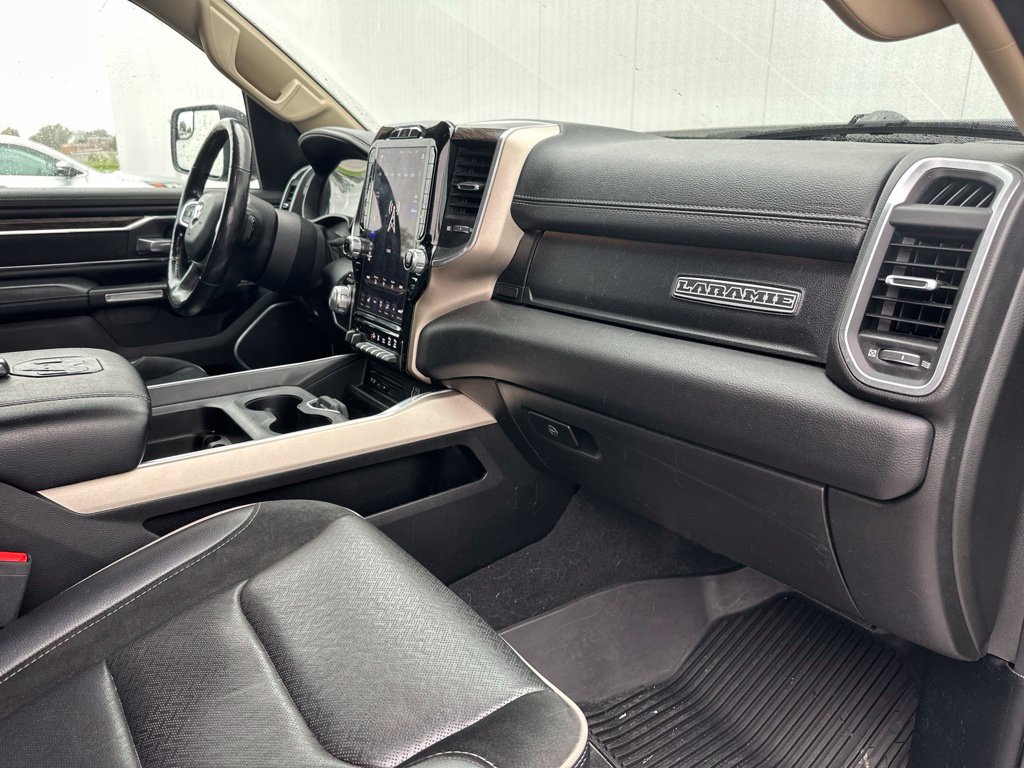 Used 2019 RAM 1500 Laramie AWD/4WD image 30
