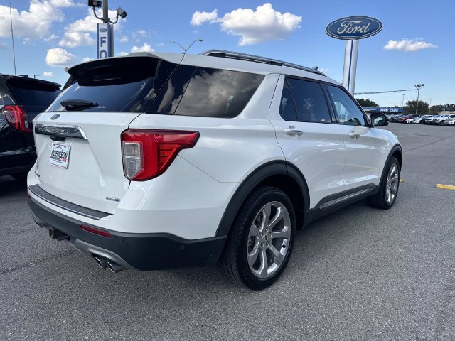 Certified 2020 Ford Explorer Platinum w/ Premium Technology Package AWD/4WD image 5