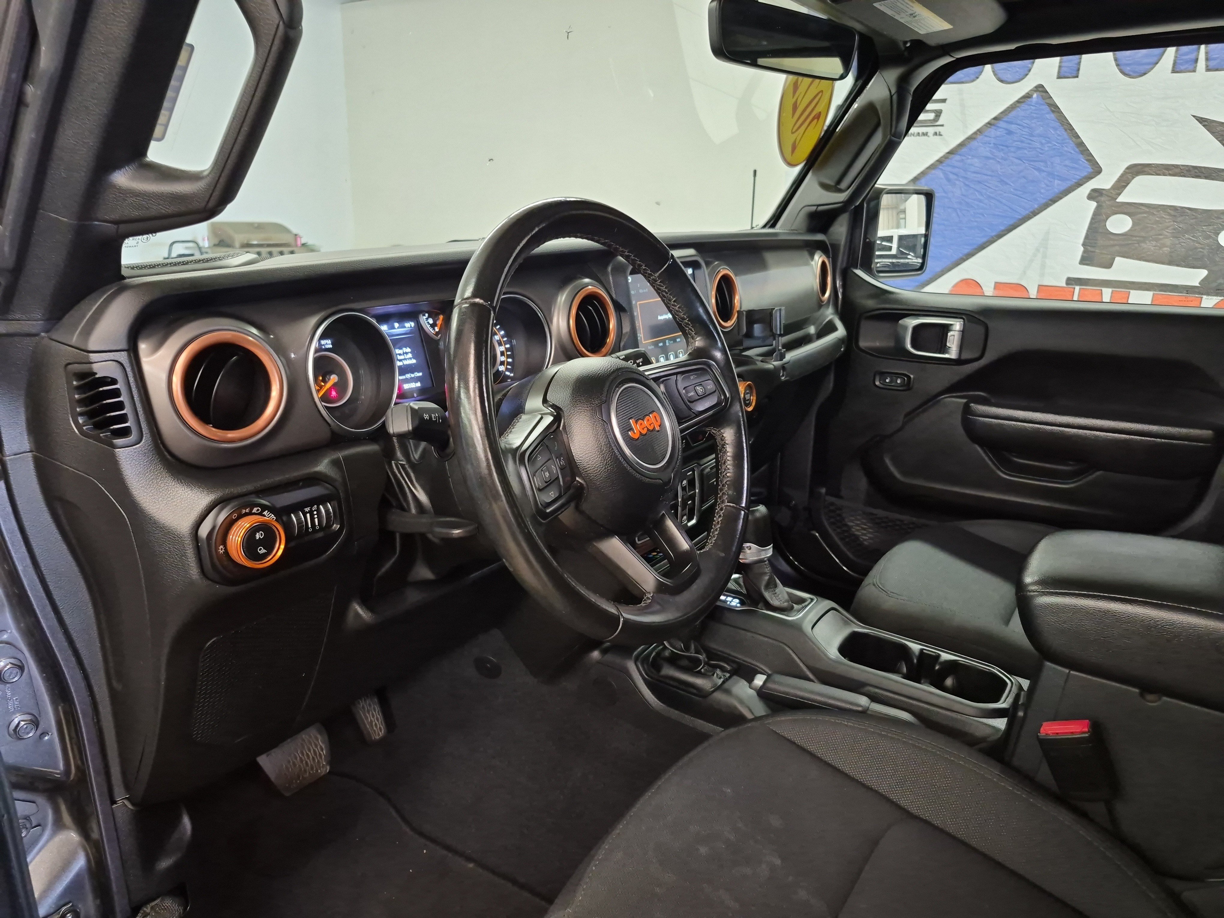 Used 2022 Jeep Gladiator Sport AWD/4WD image 14