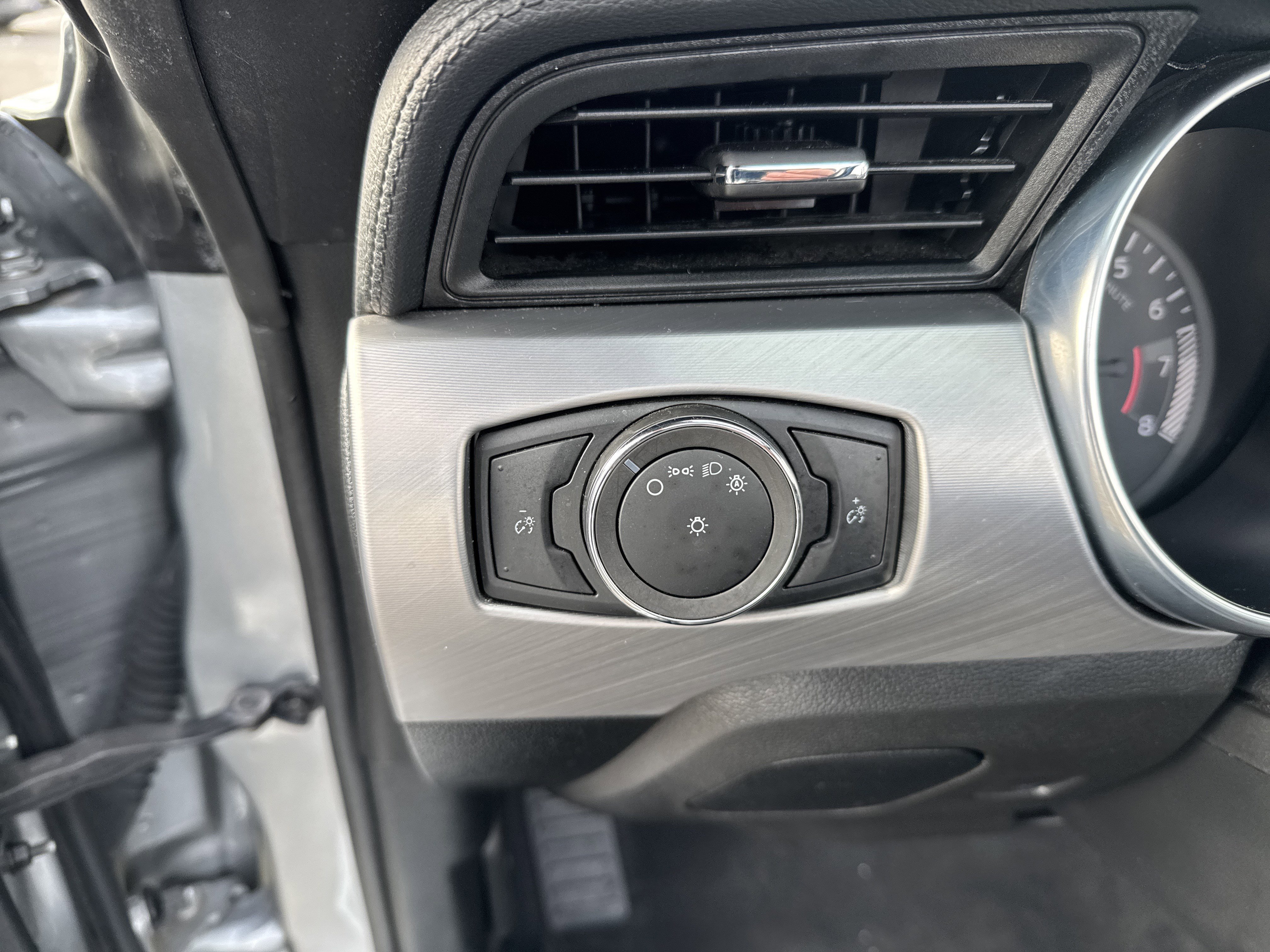 Certified 2023 Ford Mustang Premium image 32