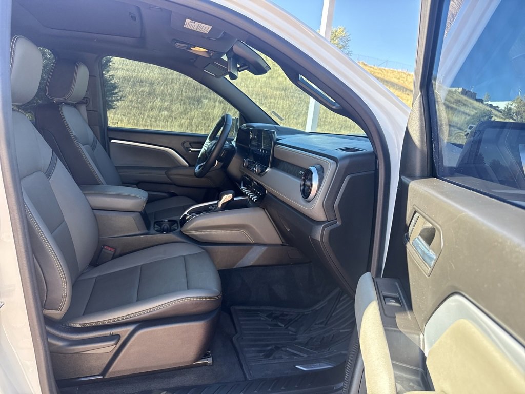 Used 2023 Chevrolet Colorado ZR2 w/ ZR2 Convenience Package III image 26