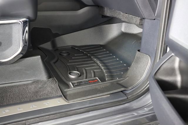 Certified 2025 Ford F450 Platinum w/ FX4 Off-Road Package image 85