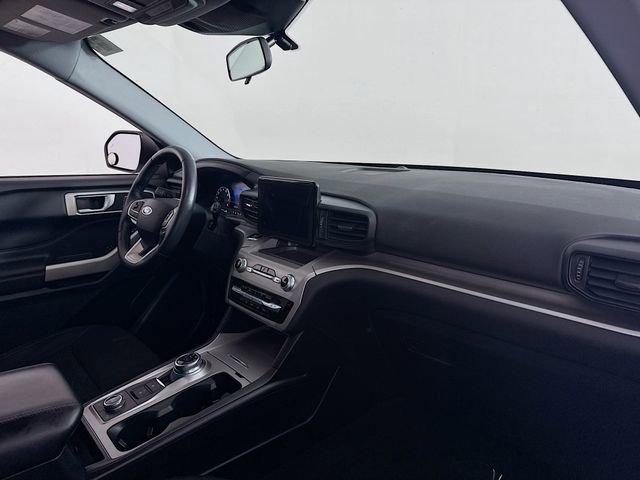 Certified 2021 Ford Explorer XLT image 29