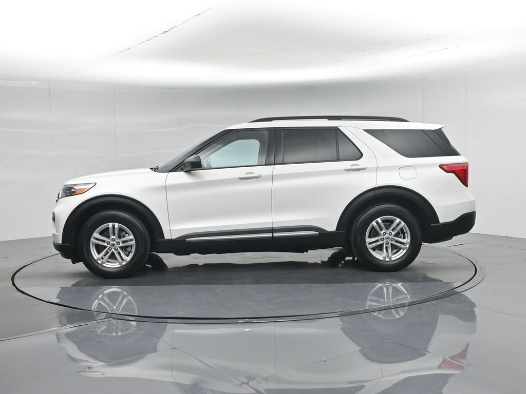 Certified 2023 Ford Explorer XLT RWD image 22