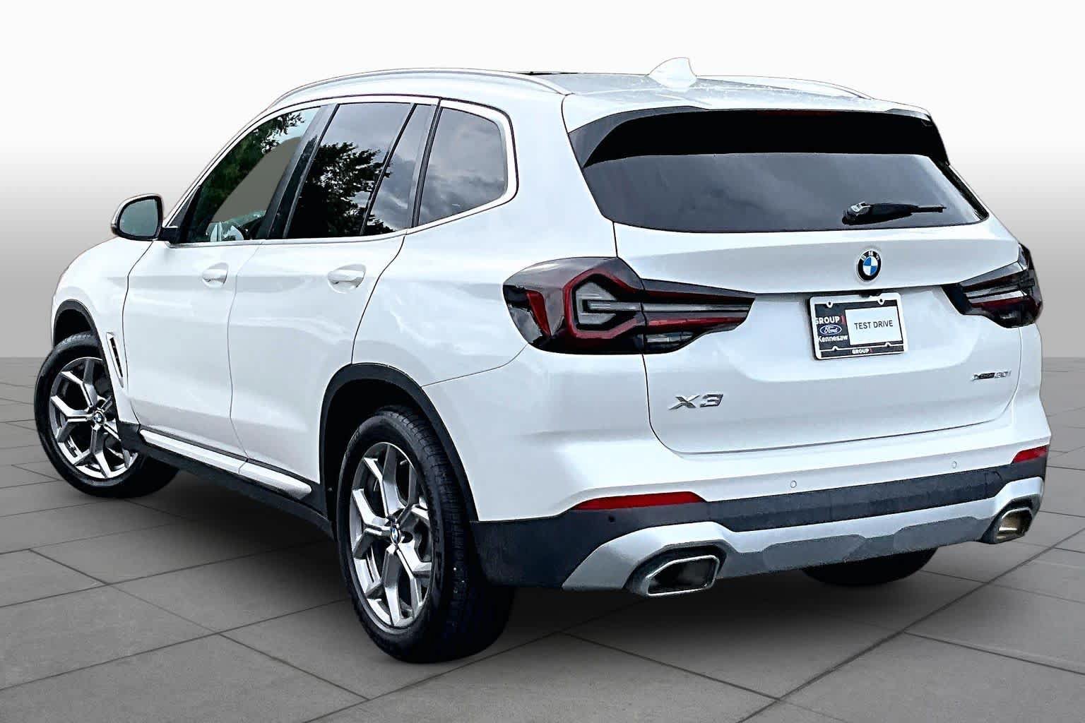 Used 2024 BMW X3 xDrive30i AWD/4WD image 12