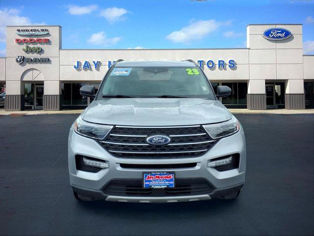 Certified 2023 Ford Explorer XLT w/ Equipment Group 202A AWD/4WD image 6
