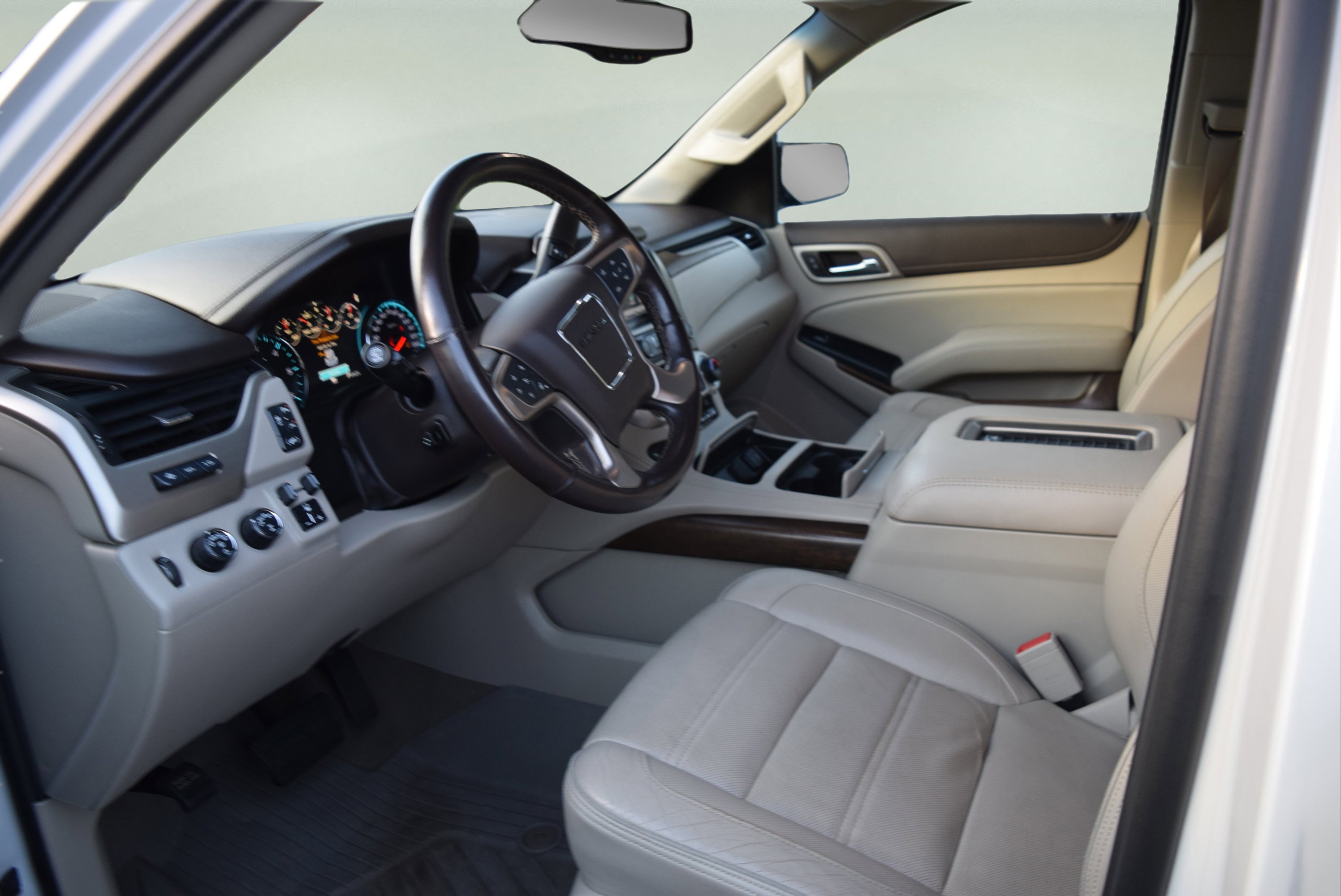 Used 2019 GMC Yukon XL Denali image 11