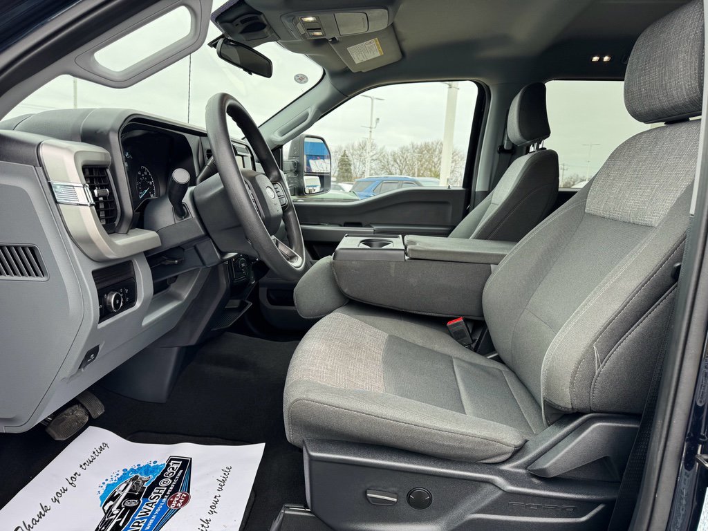 Certified 2025 Ford F350 XLT image 24