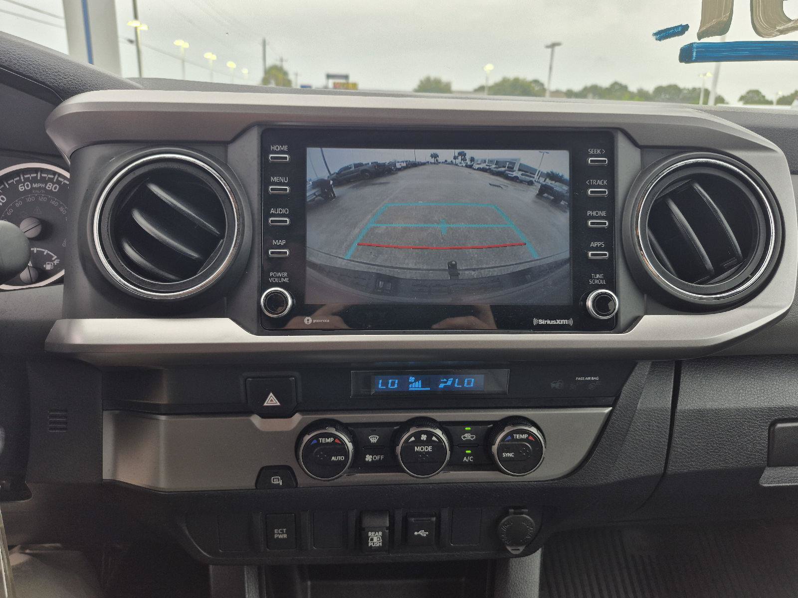 Used 2022 Toyota Tacoma SR5 RWD image 4