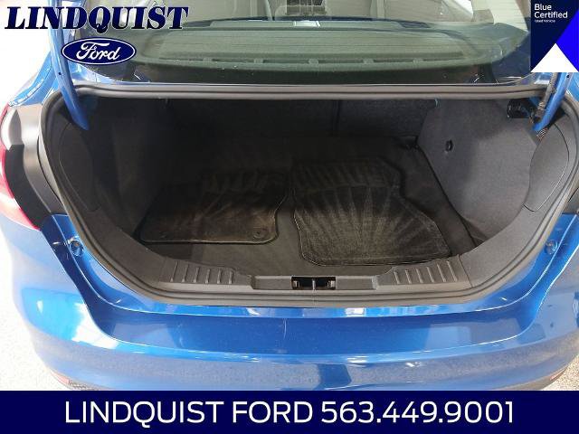 Certified 2018 Ford Focus SE FWD image 22