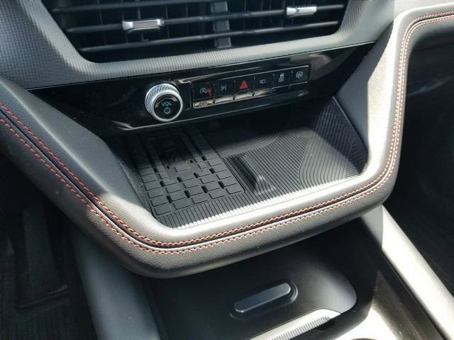 Certified 2025 Ford Explorer ST-Line w/ Premium Package AWD/4WD image 23