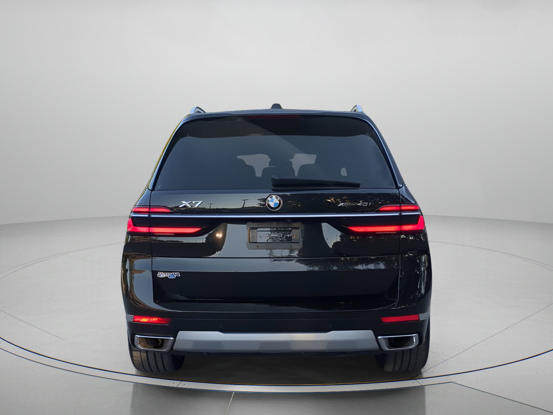 Used 2025 BMW X7 xDrive40i w/ Premium Package AWD/4WD image 41