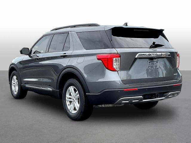 Certified 2023 Ford Explorer XLT w/ Equipment Group 202A AWD/4WD image 5