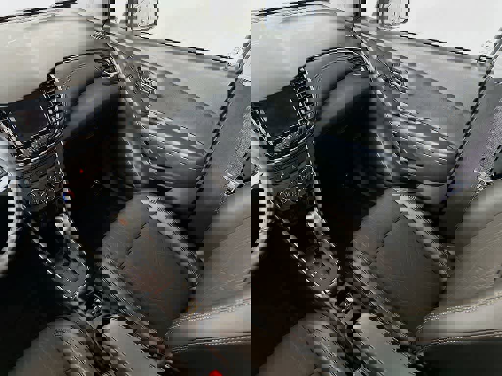 Used 2021 Chevrolet Trax LT w/ Driver Confidence Package image 14