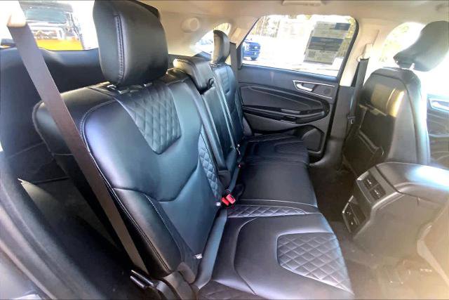 Certified 2024 Ford Edge Titanium image 19