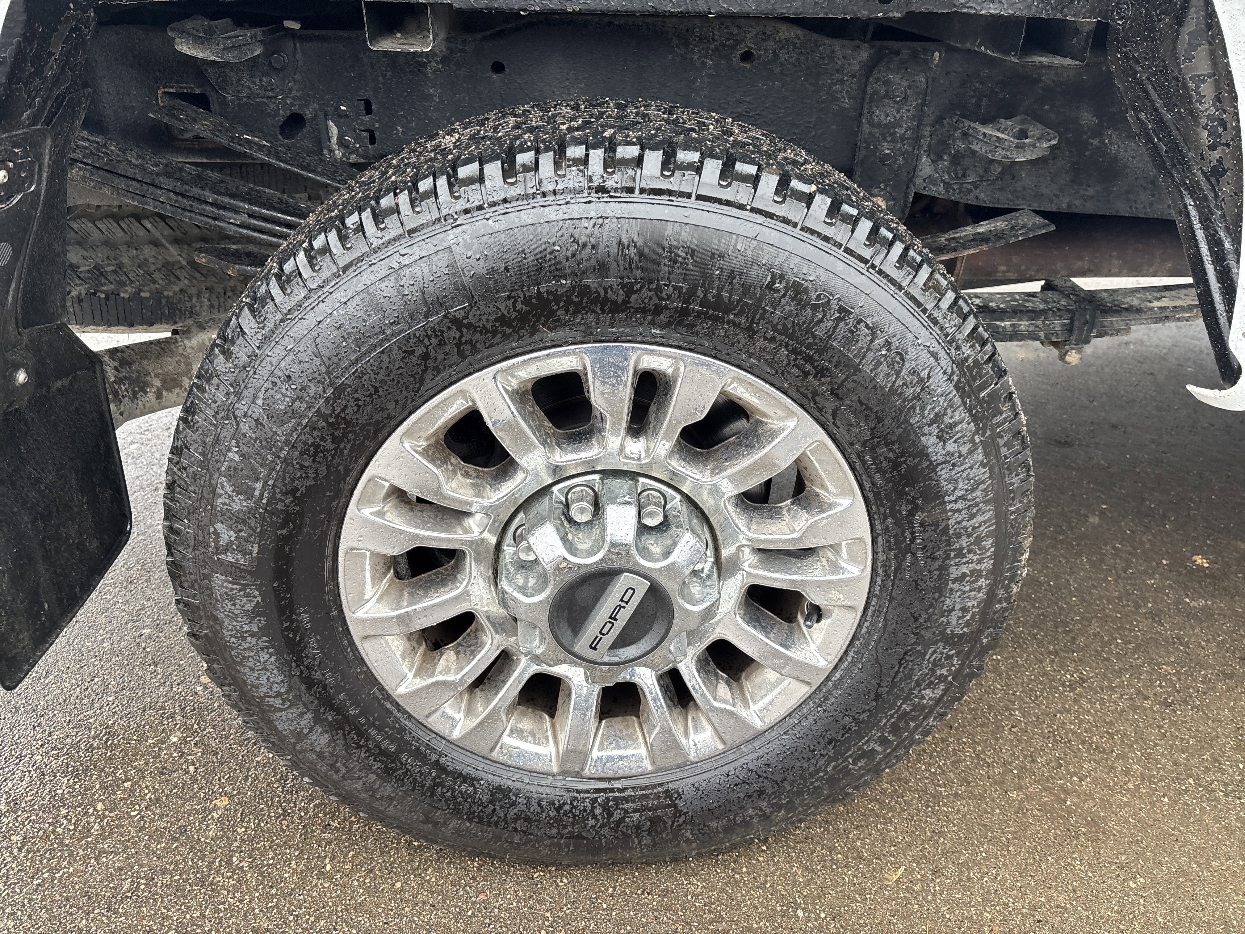 Certified 2022 Ford F350 XLT w/ XLT Premium Package image 17