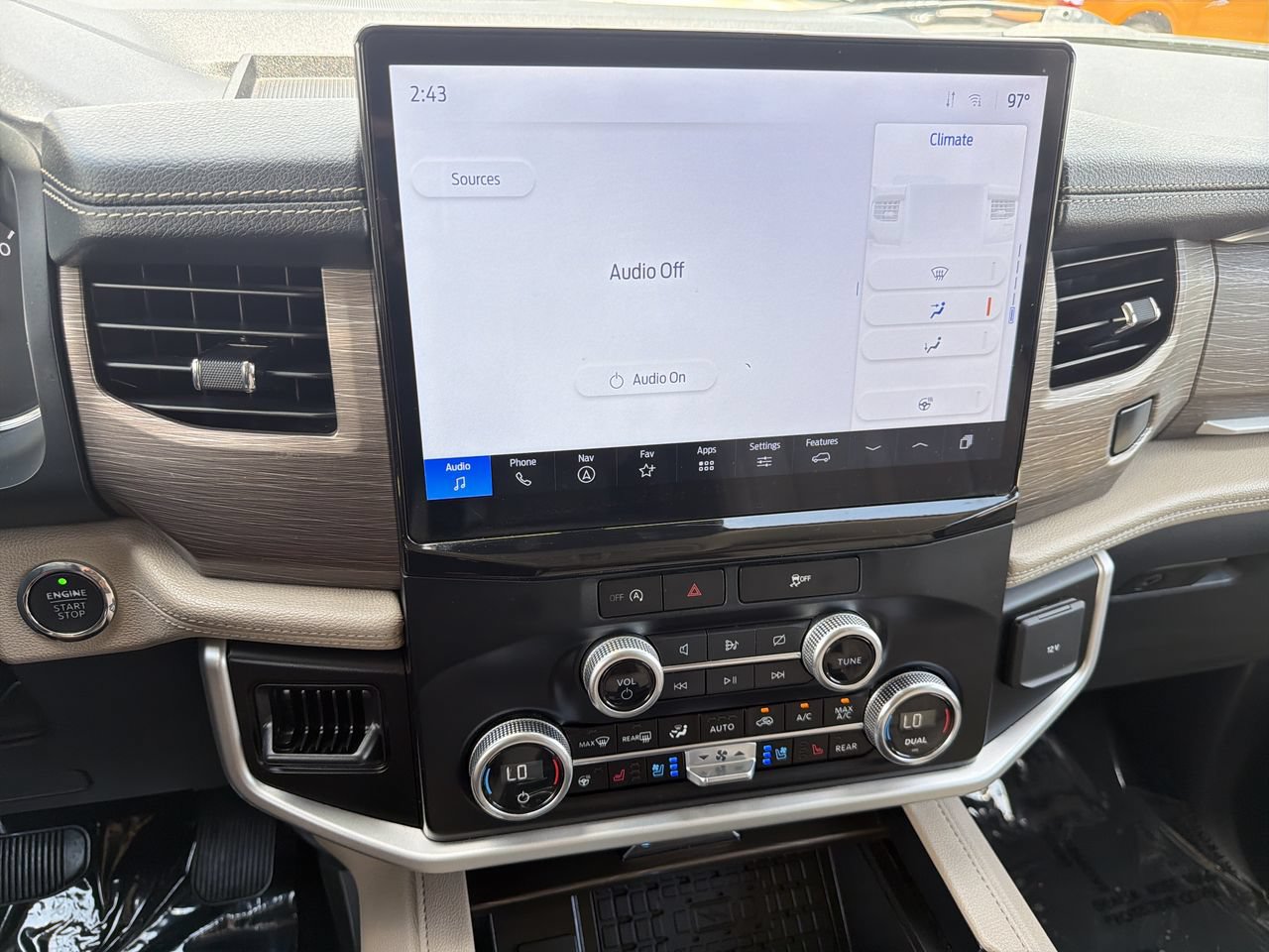 Certified 2024 Ford Expedition Max Limited RWD image 23