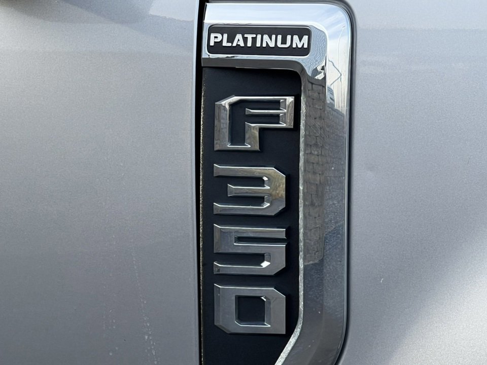 Certified 2022 Ford F350 Platinum image 9