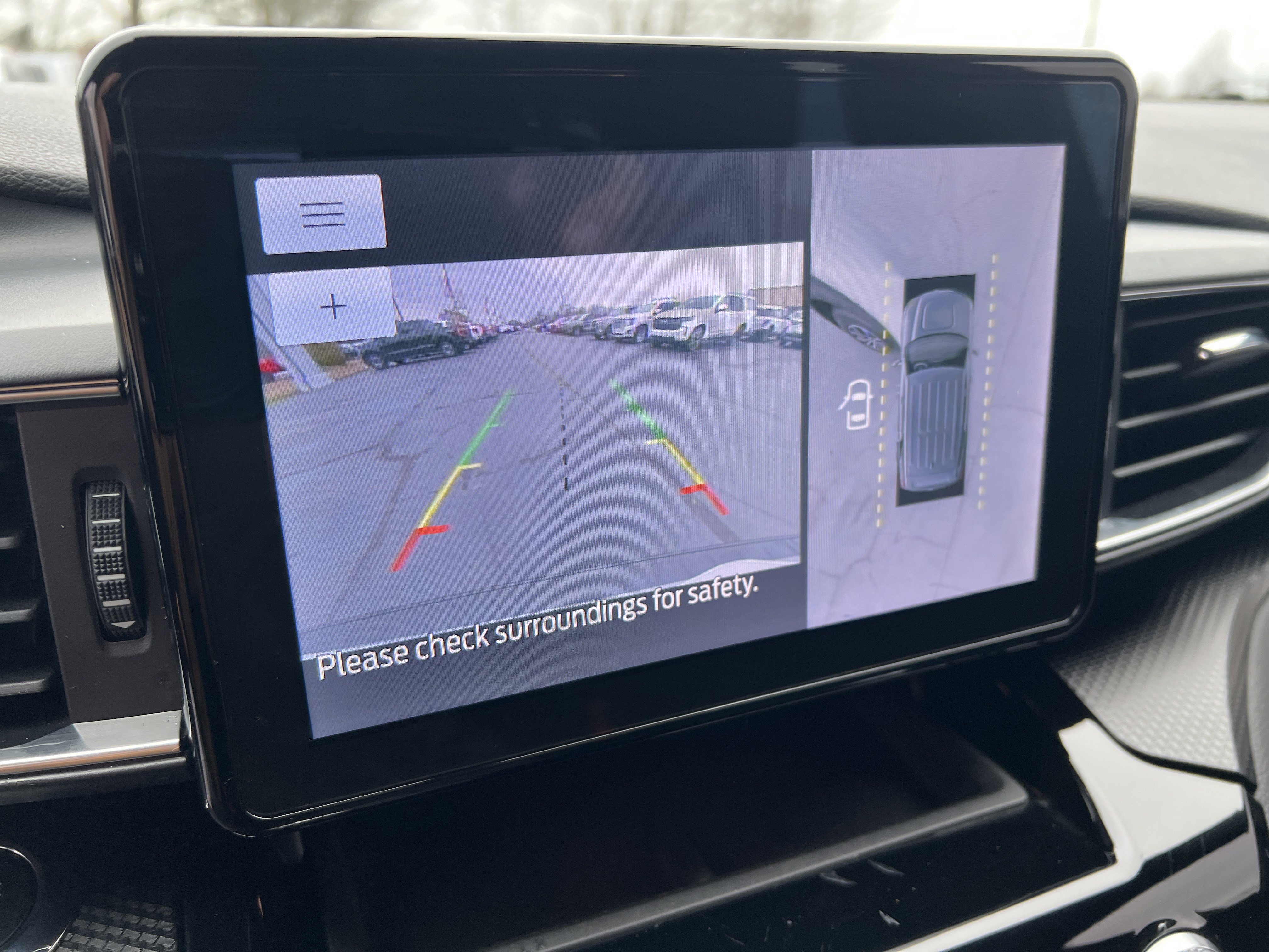 Certified 2023 Ford Explorer ST-Line w/ Class IV Trailer Tow Package image 29