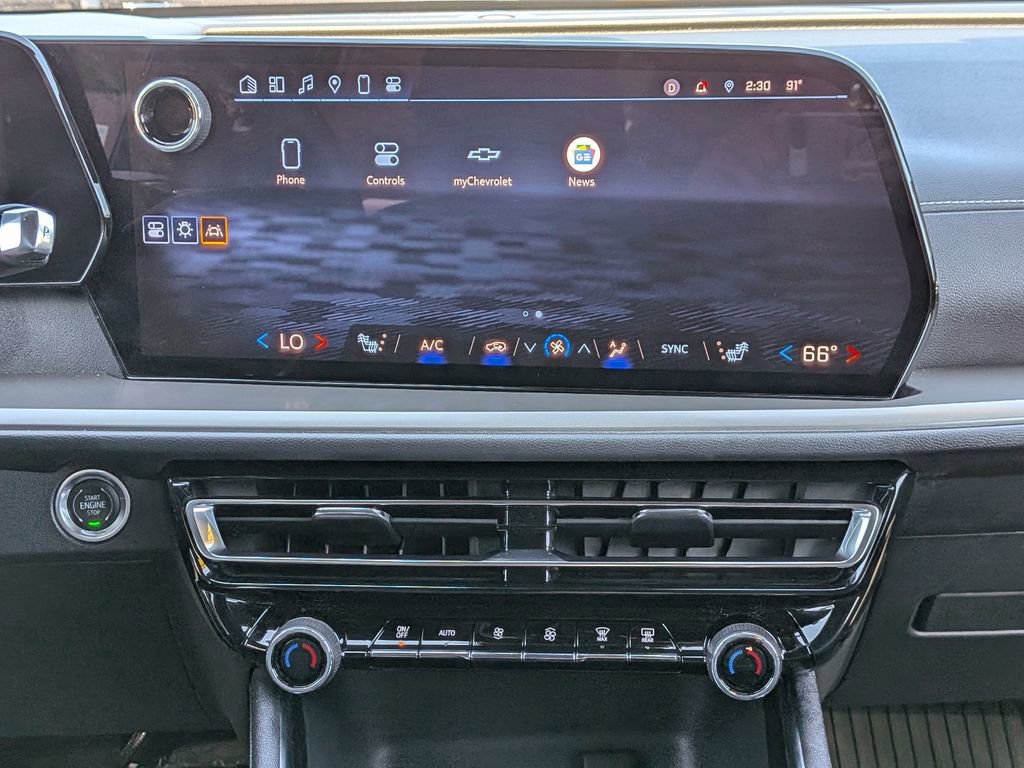 Used 2024 Chevrolet Traverse LT w/ LPO, Floor Liner Package image 19