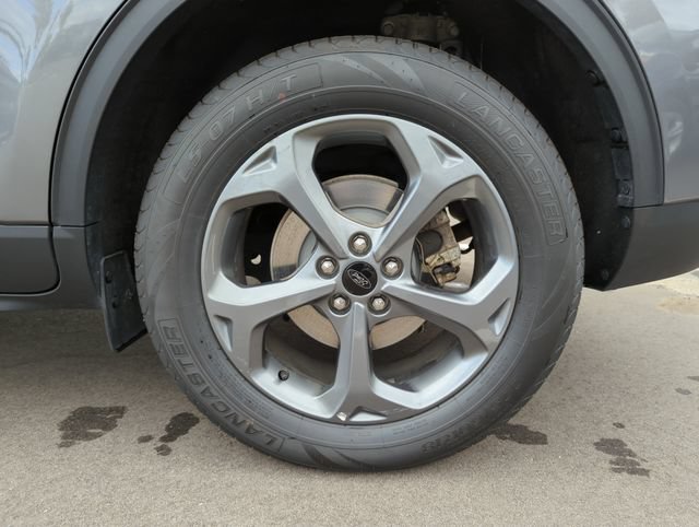 Certified 2025 Ford Escape ST-Line AWD/4WD image 11