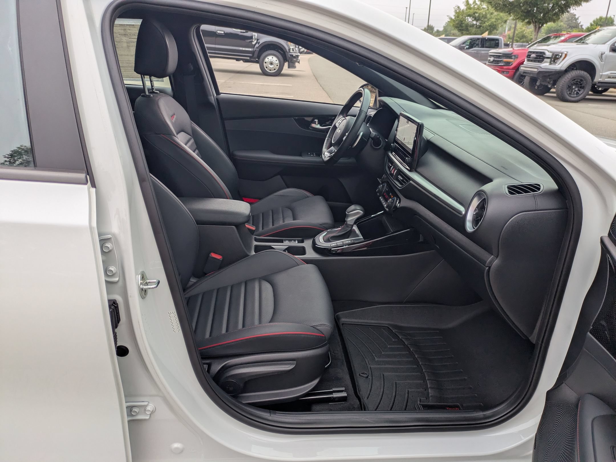 Used 2023 Kia Forte GT w/ GT2 Package FWD image 39