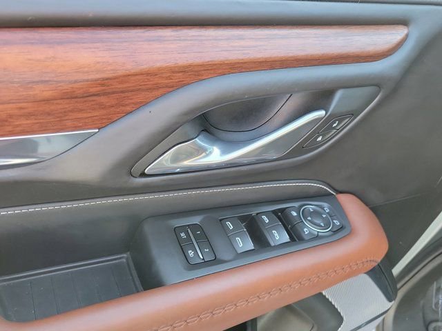 Used 2023 GMC Yukon Denali Ultimate image 26