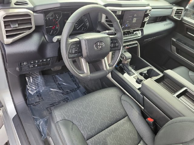 Used 2025 Toyota Tundra SR5 w/ SR5 Premium Package RWD image 21